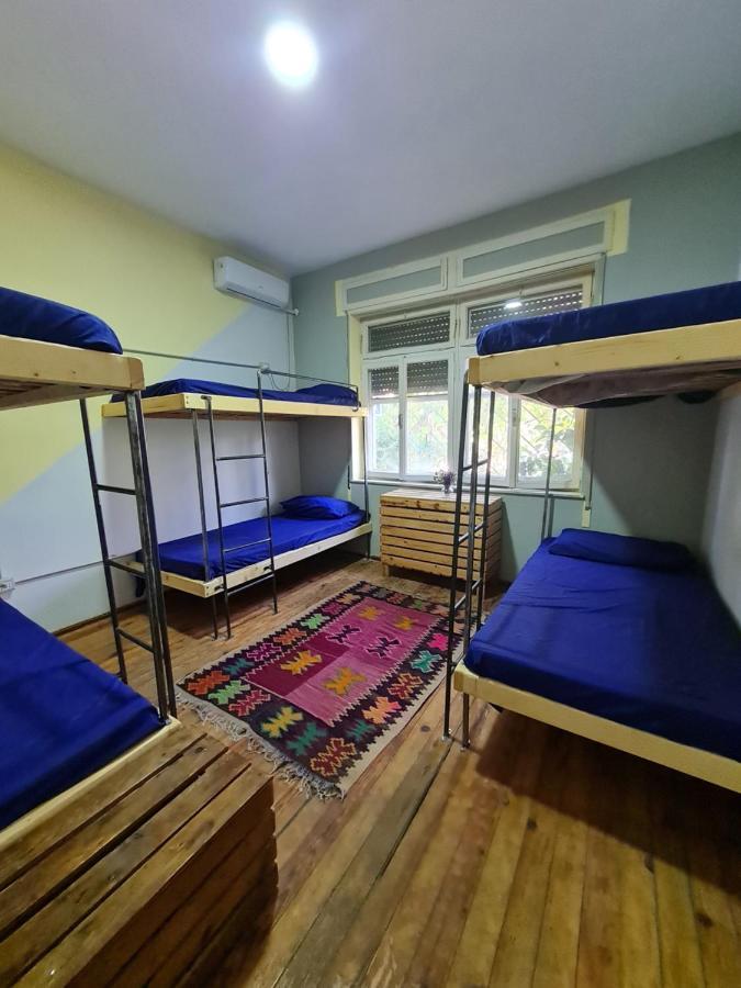 Milingona City Center Hostel Tirana Kültér fotó