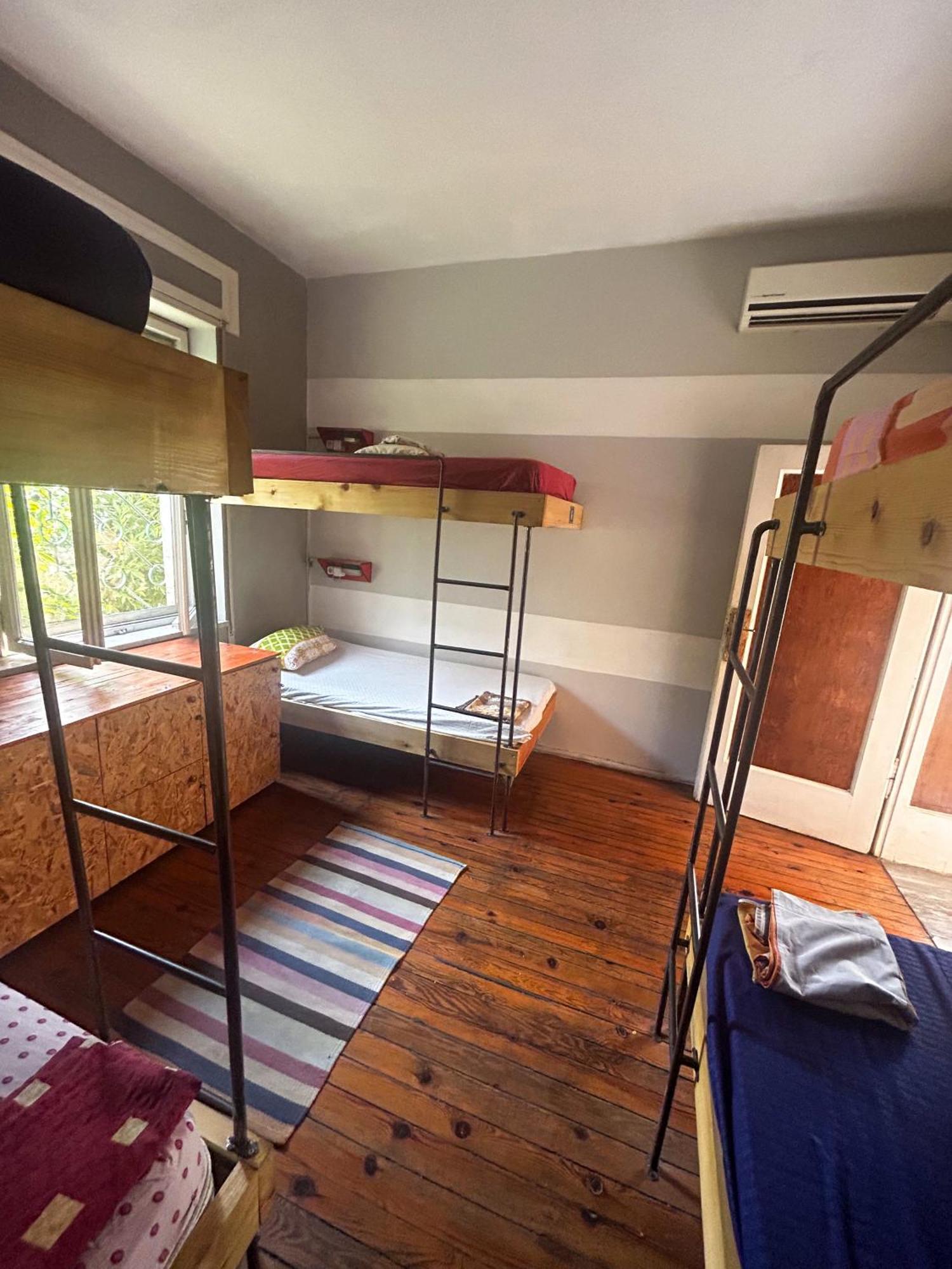 Milingona City Center Hostel Tirana Kültér fotó