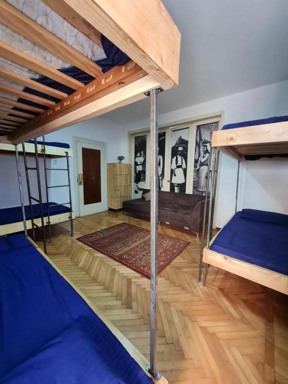 Milingona City Center Hostel Tirana Kültér fotó