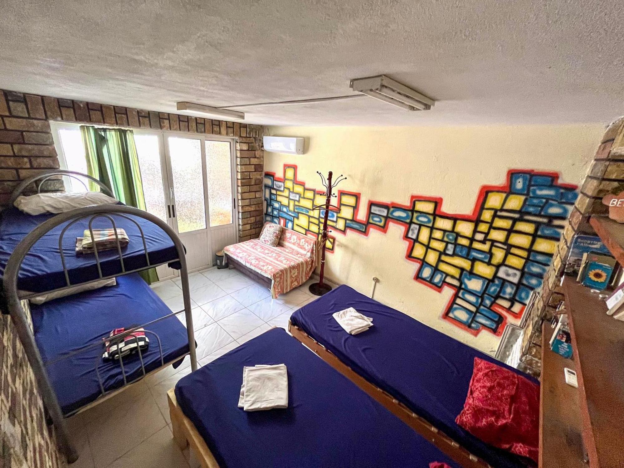 Milingona City Center Hostel Tirana Kültér fotó